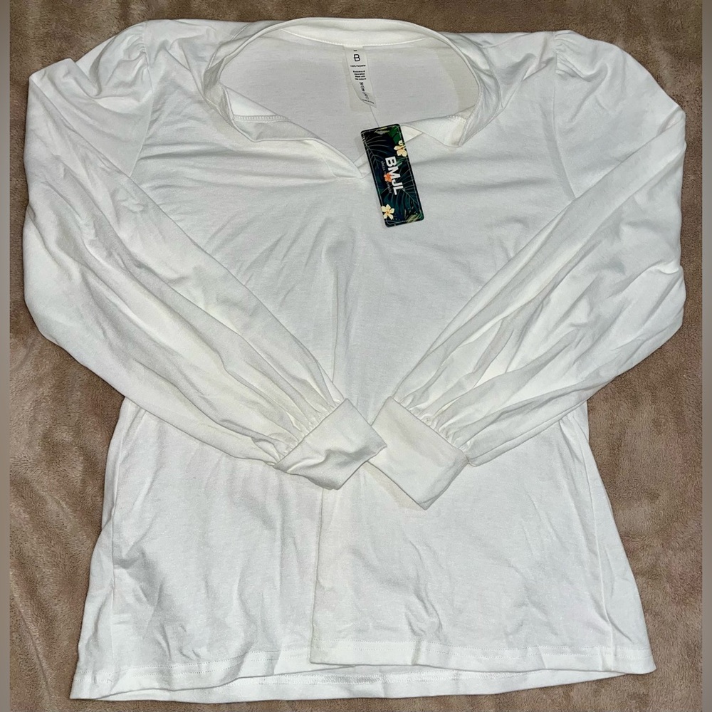 NWT BMJL Women’s White Long Sleeve Blouse Size Medium